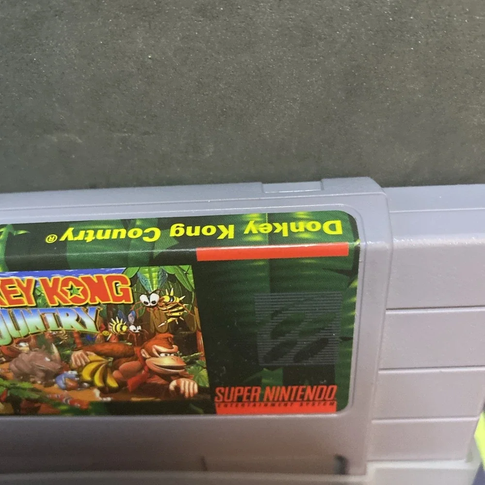 Donkey Kong Country Super Nintendo SNES Game ONLY Extremely Clean With Sleeve C3
